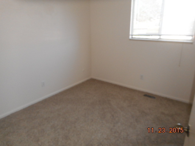 Building Photo - 3 Bedroom 2 bath, single family house in W...