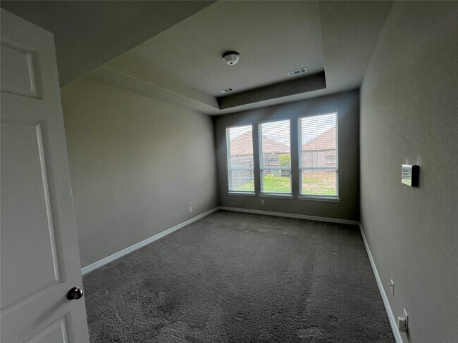 Building Photo - 2638 Settler Hl Dr