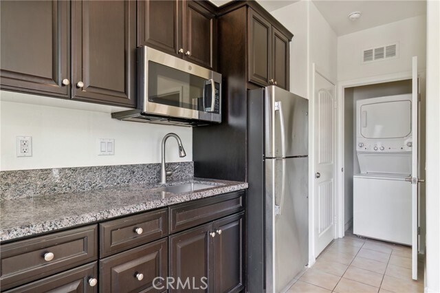 Building Photo - 6956 Larochelle Wy