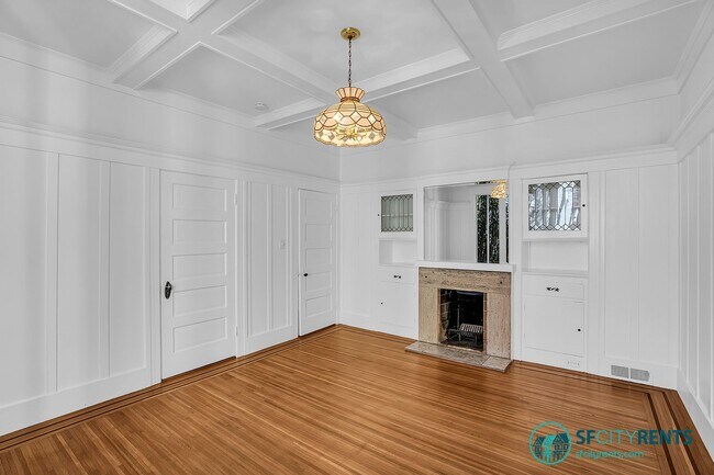 Building Photo - Cole Valley: Top Floor Edwardian Flat w/ F...