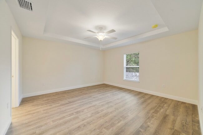 Building Photo - 1640 W St Elizabeth Pl