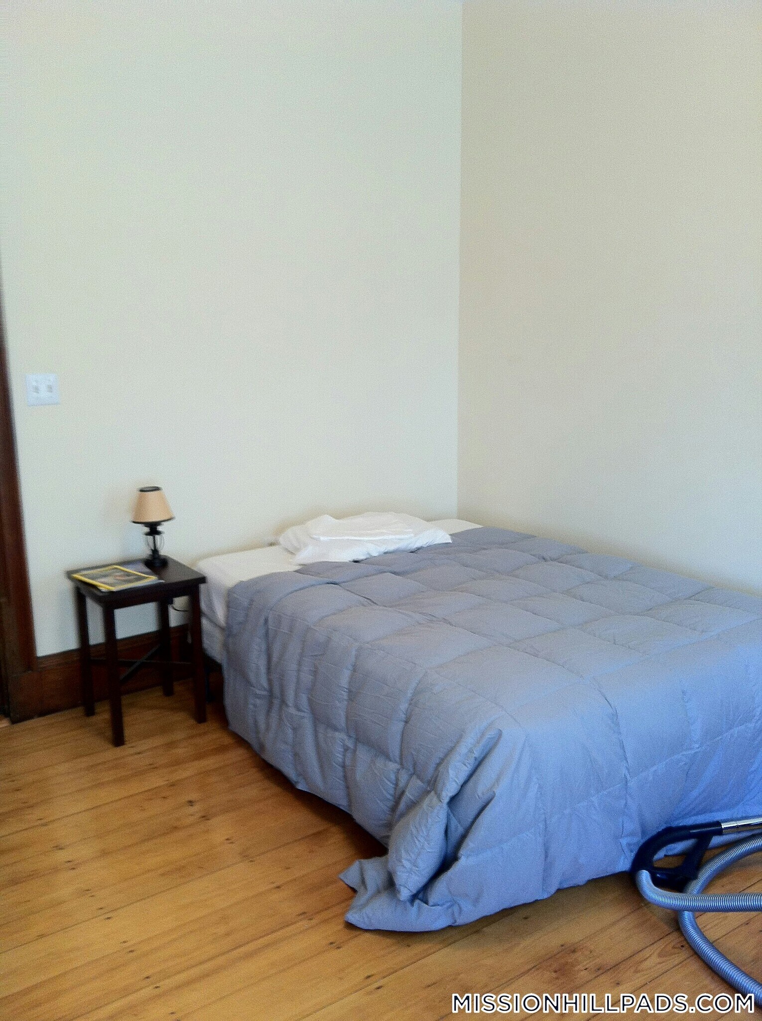 Building Photo - 100 Calumet St