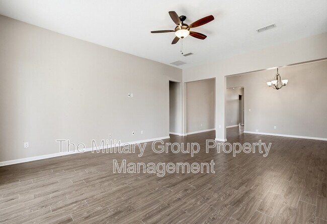 Building Photo - 374 Porta Rosa Circle