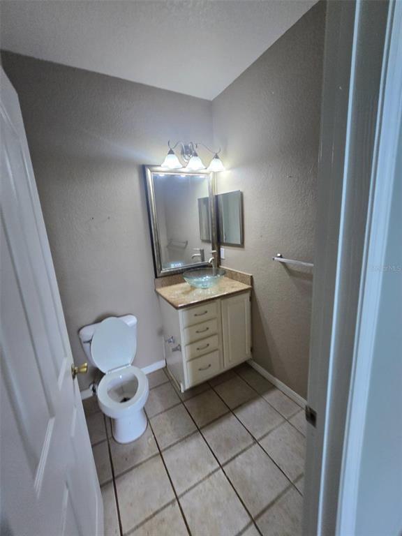 Building Photo - 8915 Legacy Ct