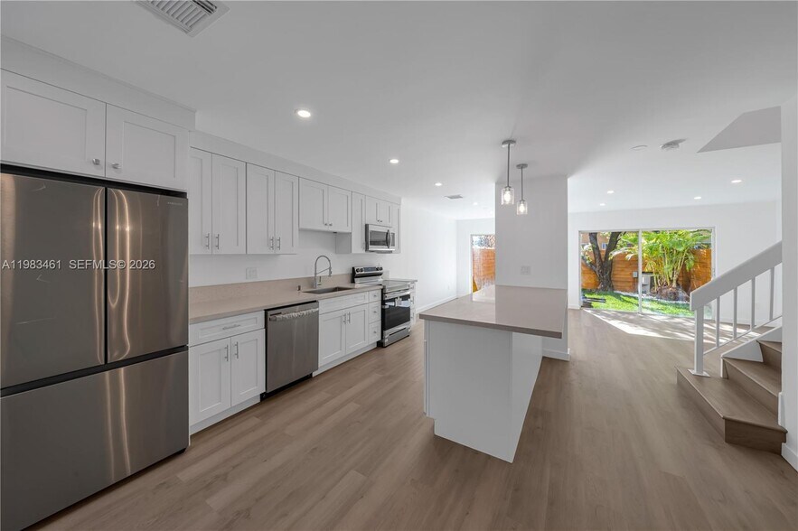 Building Photo - 13914 SW 101st Ln