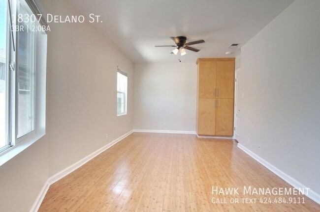 Building Photo - 18307 Delano St