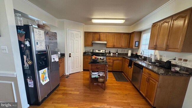 Building Photo - 8732 Stone Hill Pl