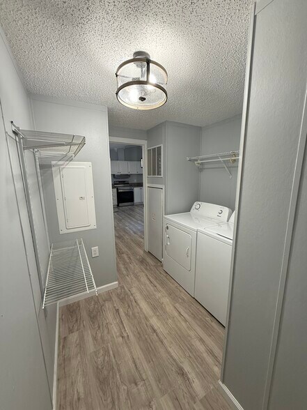 Utility room - 516 Crouch Rd