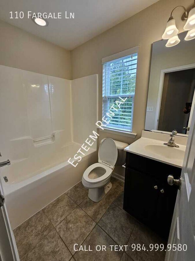 Building Photo - 110 Fargale Ln
