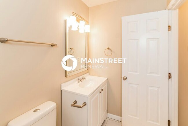 Building Photo - 3 Bedroom Pet-Friendly Home in Louisville,...