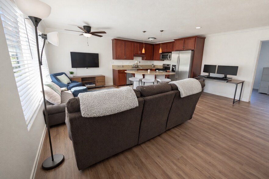 Building Photo - 3956 Texas St