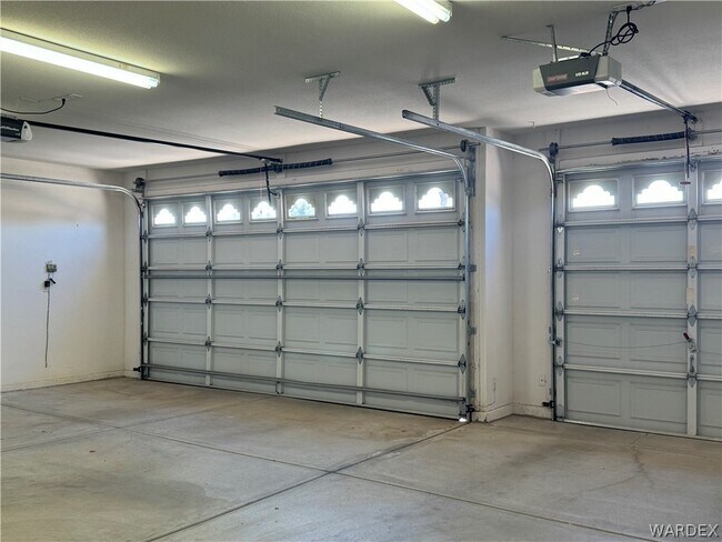 Building Photo - 1253 Lause Rd