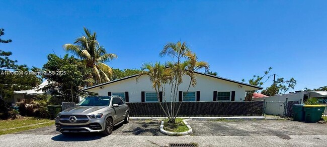 Primary Photo - 5160 SW 26th Ave