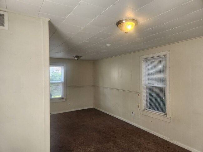 Building Photo - 1726 Ridge Ave