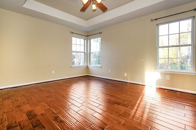 Building Photo - 3013 Mossy Creek Dr