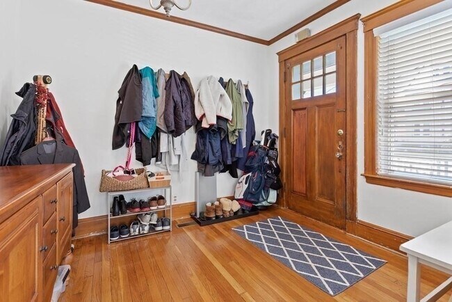 Building Photo - 189 Savin Hill Ave