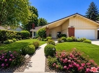 Building Photo - 3021 E Black Hills Ct
