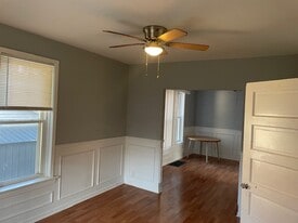 Building Photo - 6009 W 27th St