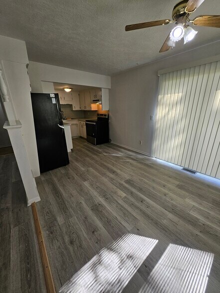 Building Photo - 406 30th Ave