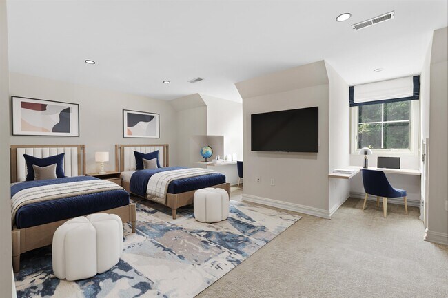 Building Photo - 36 Regency Pl