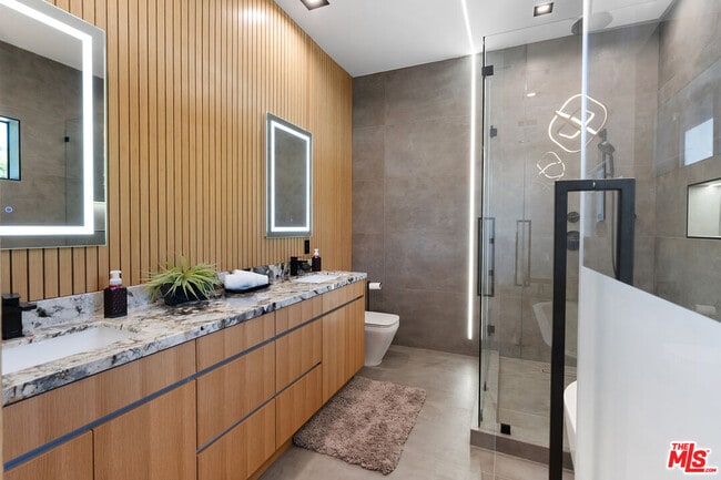 Building Photo - 23283 Erwin St