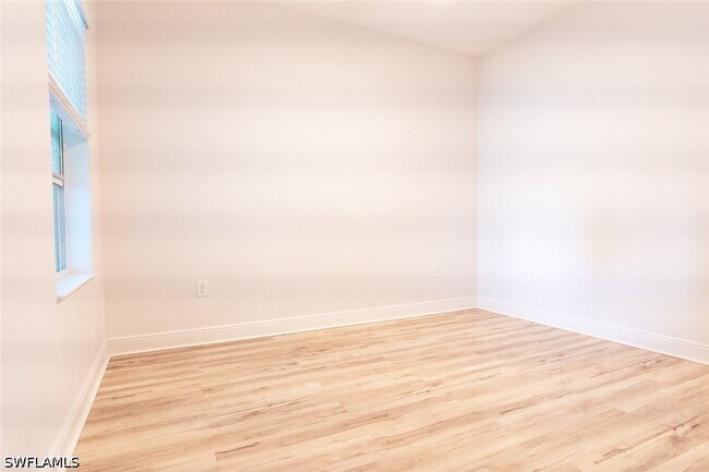 Building Photo - 2309 Ariane Dr