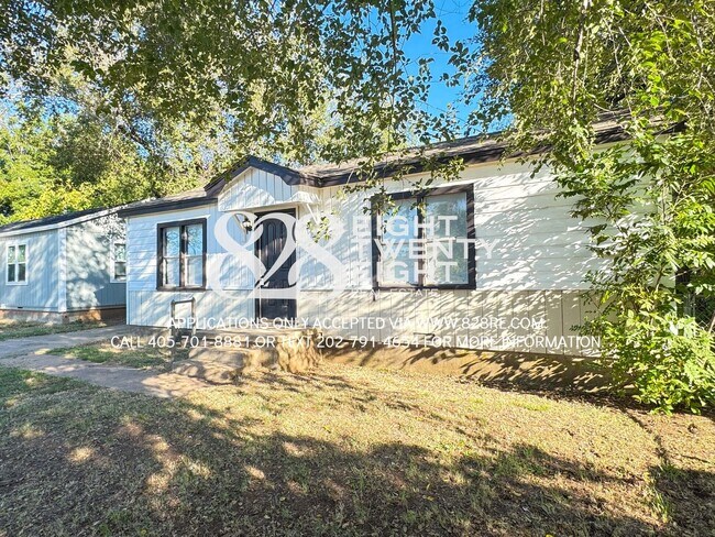 Building Photo - Charming 2 Bedroom/1 Bathroom Single Famil...