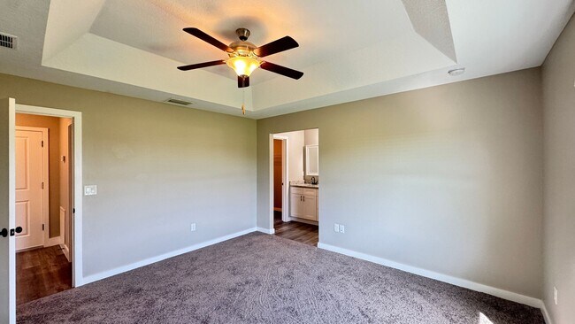 Building Photo - BRAND NEW, STUNNING 3 Bedroom, 2 Bathroom Home in Sebring!!