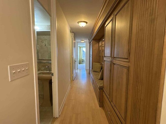 Building Photo - 1440 N Lake Shore Dr