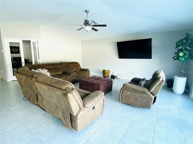 Building Photo - 10832 Sage Canyon Dr.