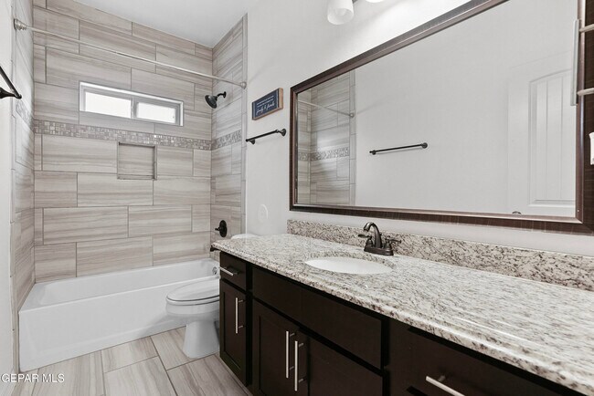 Building Photo - 12406 Furlong Cir
