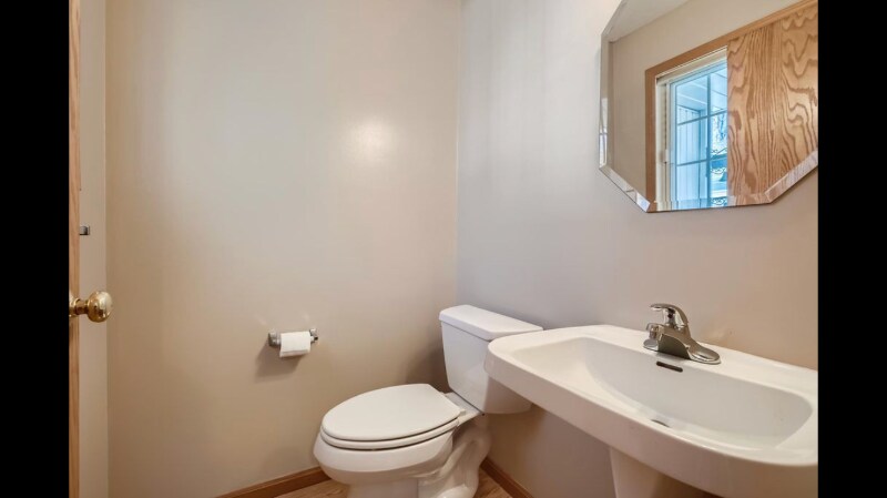 Building Photo - 9427 Prairieview Trail N