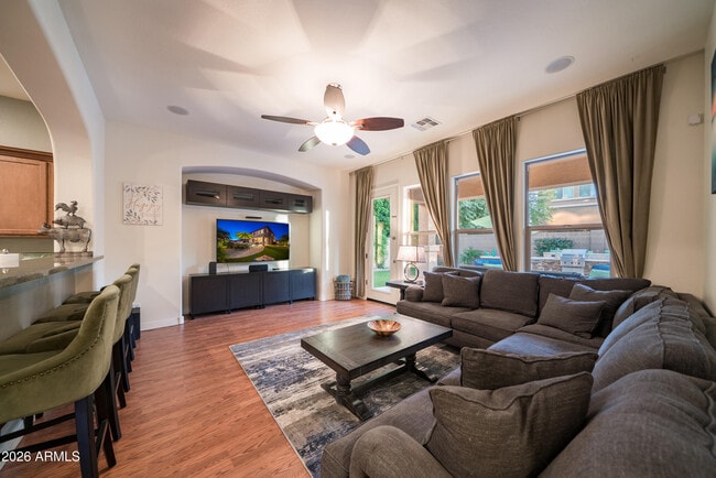 Building Photo - 2681 E Hampton Ln