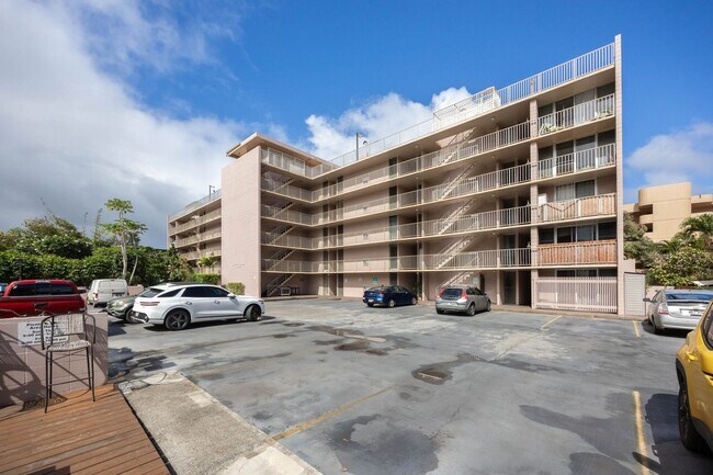 Building Photo - Mokuleia Sands #501 – Furnished 1BR/1BA | Ocean Views | Available Now