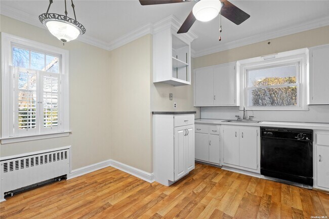 Building Photo - 31 Woolsey Ave