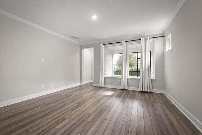 Building Photo - 63 Millenia Dr