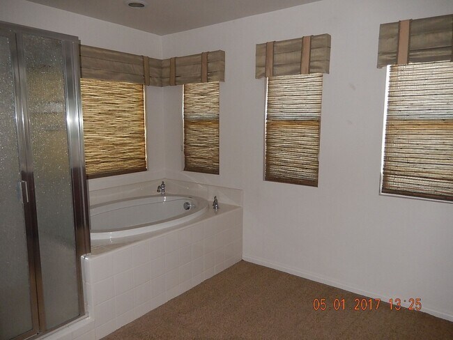 Building Photo - Two story, 2750 Sq Ft home with three car ...