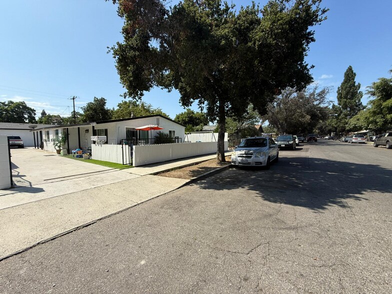 Primary Photo - 924 W Chestnut Ave