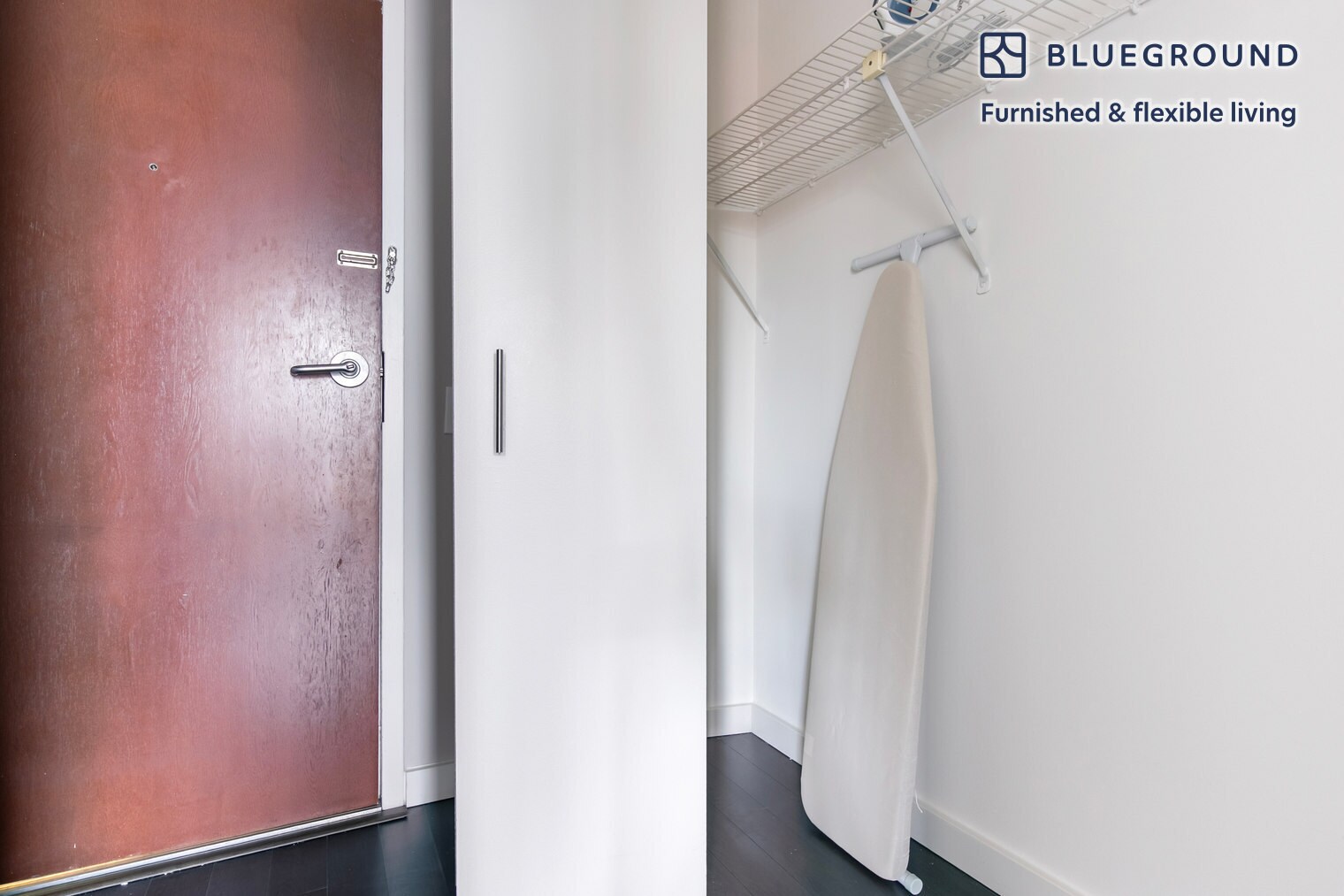 Building Photo - 77 W Huron St