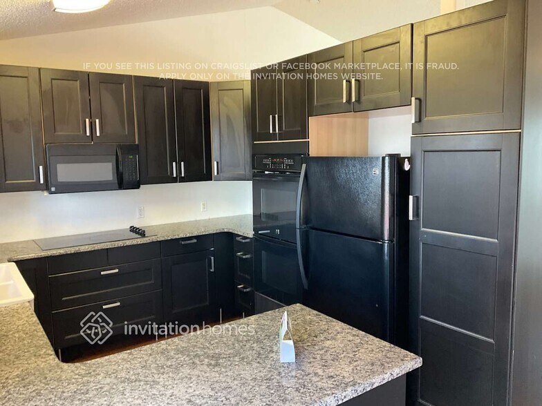 Building Photo - 875 Barn Owl Dr