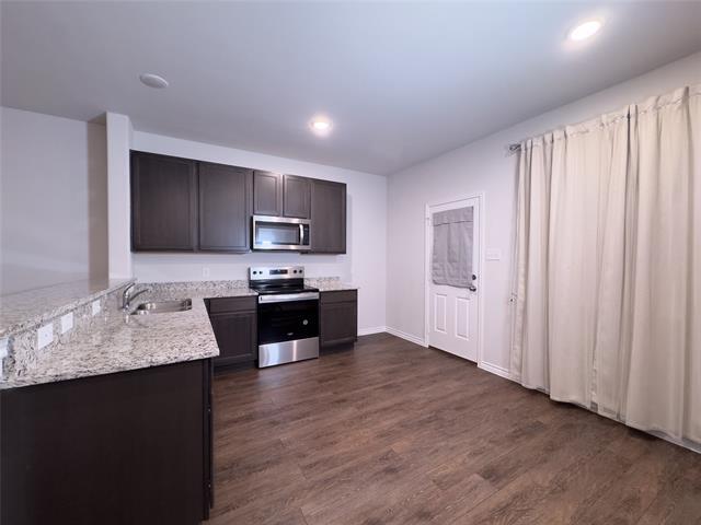 Building Photo - 108 Rosings Pl