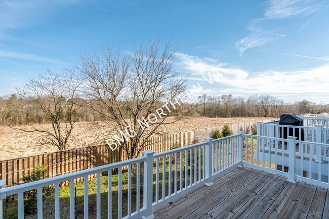 Building Photo - 8435 Girvan Ct