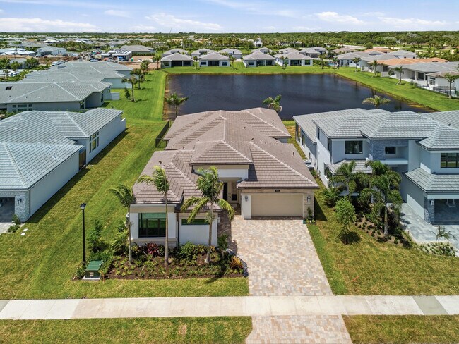 Building Photo - 9008 Corsican Finch Ct