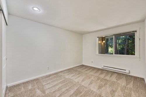 Building Photo - Tanager Condominiums - 2 bedrooms