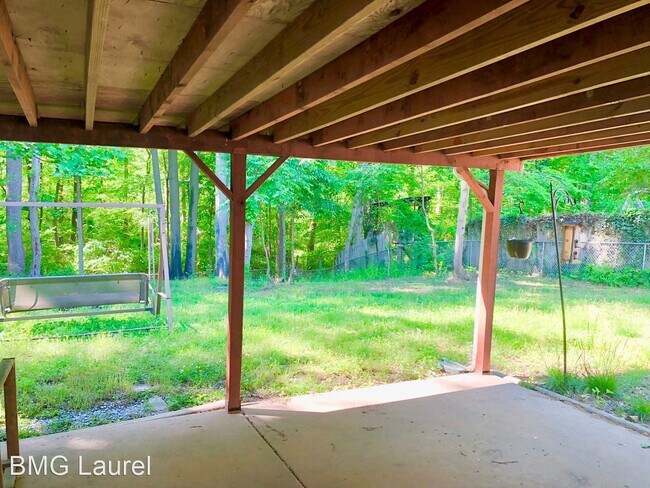 Building Photo - 3 br, 2 bath House - 13432 Yorktown Dr.