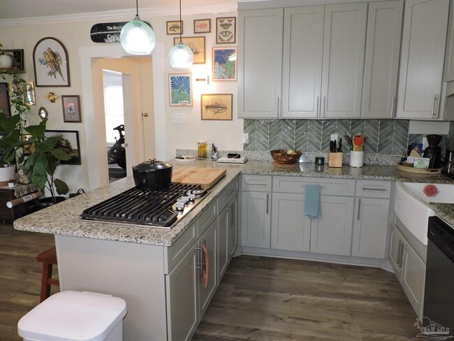 Building Photo - 19 N C St