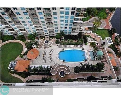 Building Photo - 610 W Las Olas Blvd