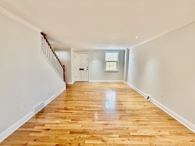 Building Photo - 3134 S 17th St