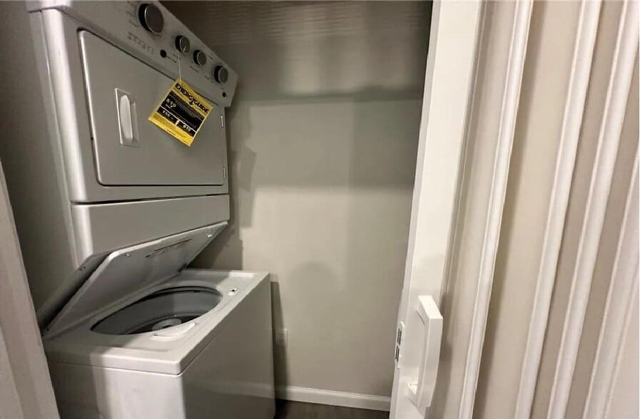 Building Photo - 234 Harmony Mdws Ct