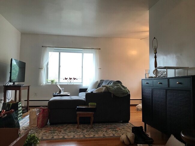 Building Photo - 76 Euston Rd